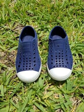 Native Jefferson Dark Blue Slip-On Shoes Size C9